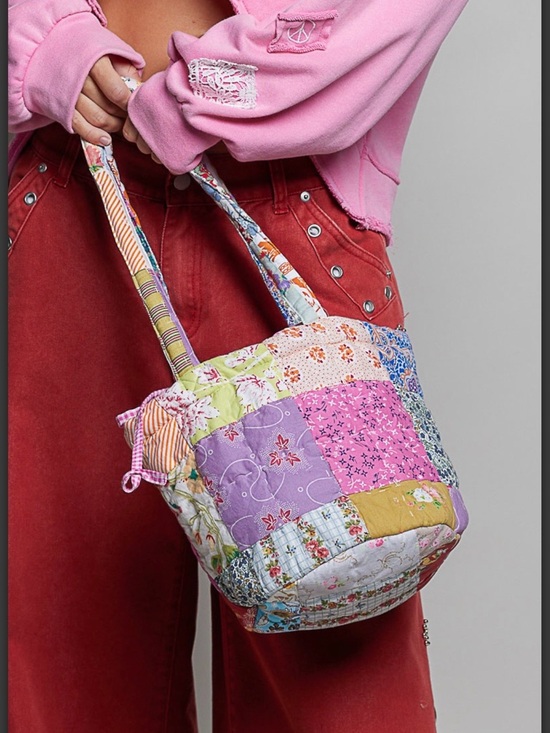 POL Handbags - POL HMQD4 Patchwork Quilted Bucket Tote Bag in Multicolor NWT